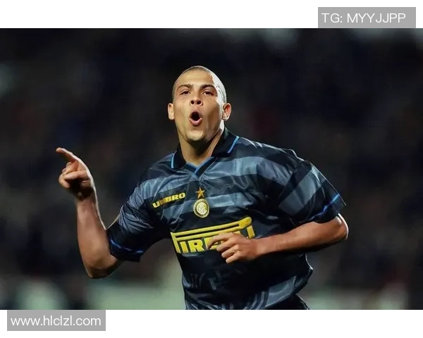 帕尼尼球星足球卡C罗限量版:纪念传奇足坛巨星的经典收藏之选