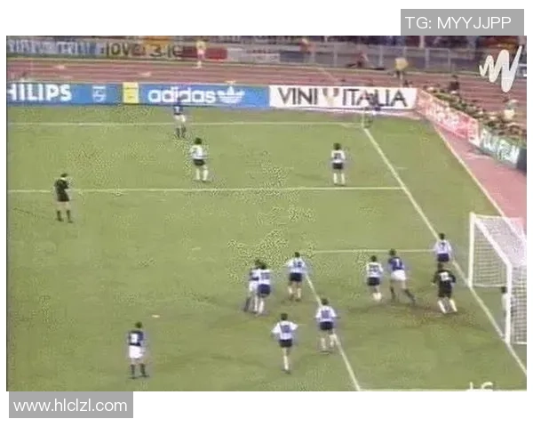 中国足球星球的璀璨之星:走近当今最受欢迎的球员与他们的传奇之路